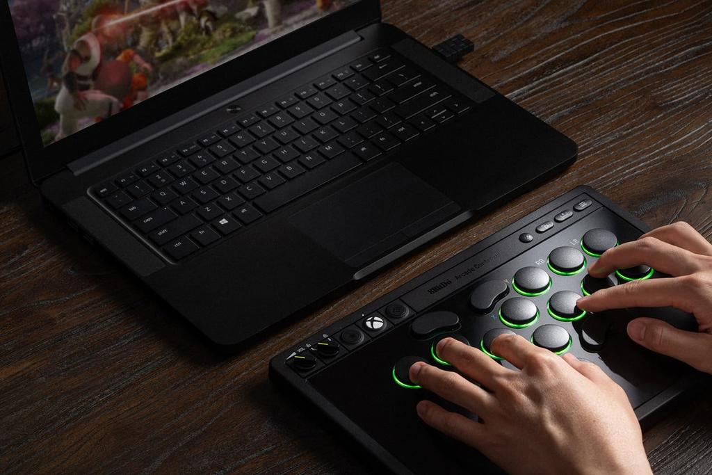 8BitDo All-button Arcade Controller for Xbox Series Detail