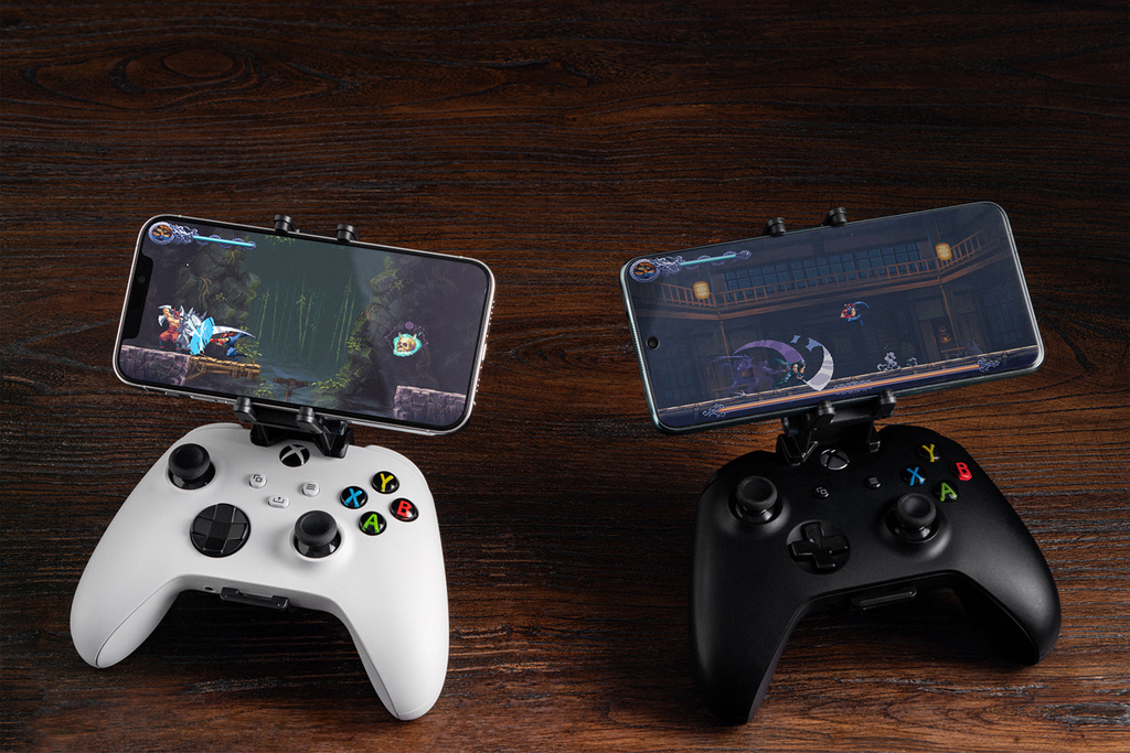 8BitDo Mobile Gaming Clip for Xbox Wireless Controller Detail
