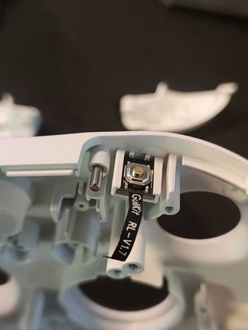 2. ES Pro tear down - Credits to Paulo